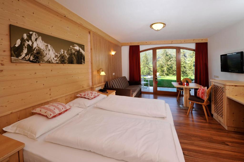 Hotel Digon Ortisei Pokoj fotografie